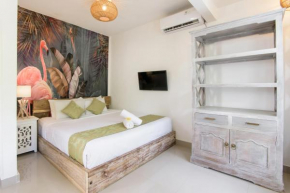 2 newly renovated villas & apartment center canggu